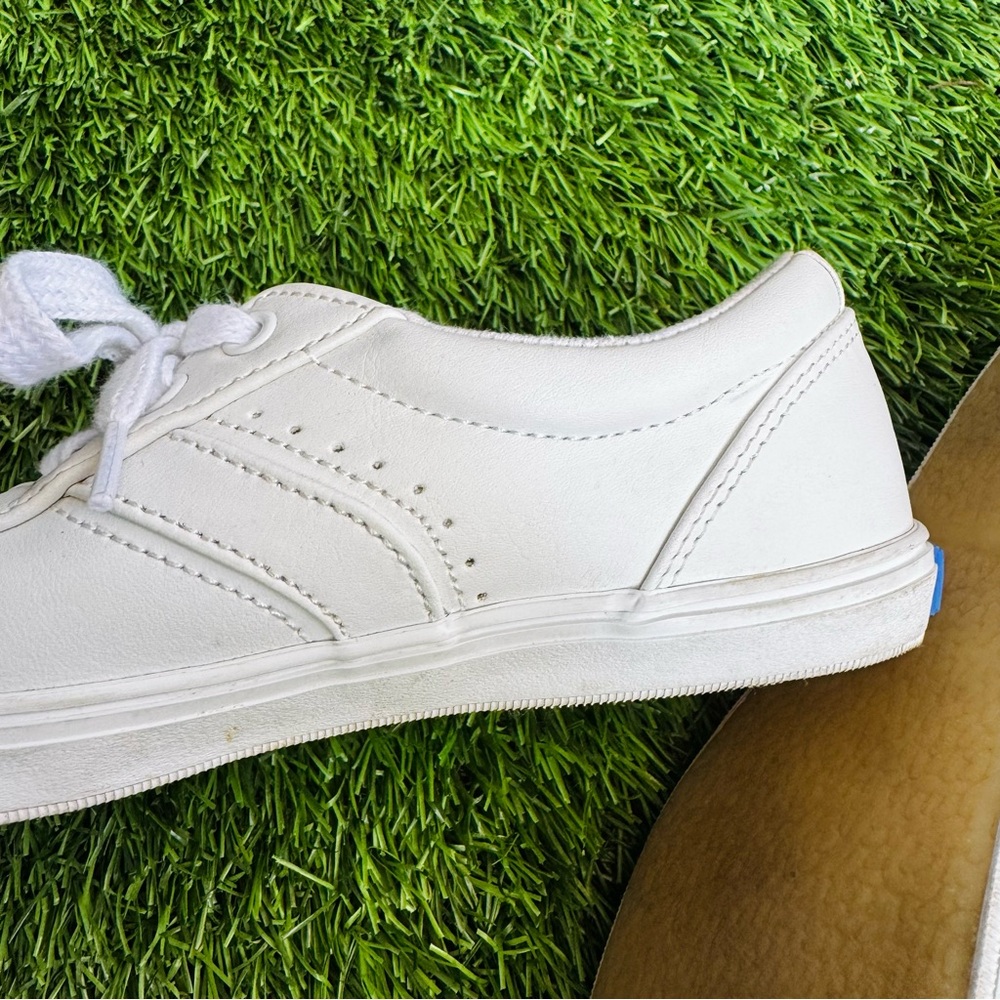 Keds (Kids) White Leather Riley Sneakers - Picture 3 of 10